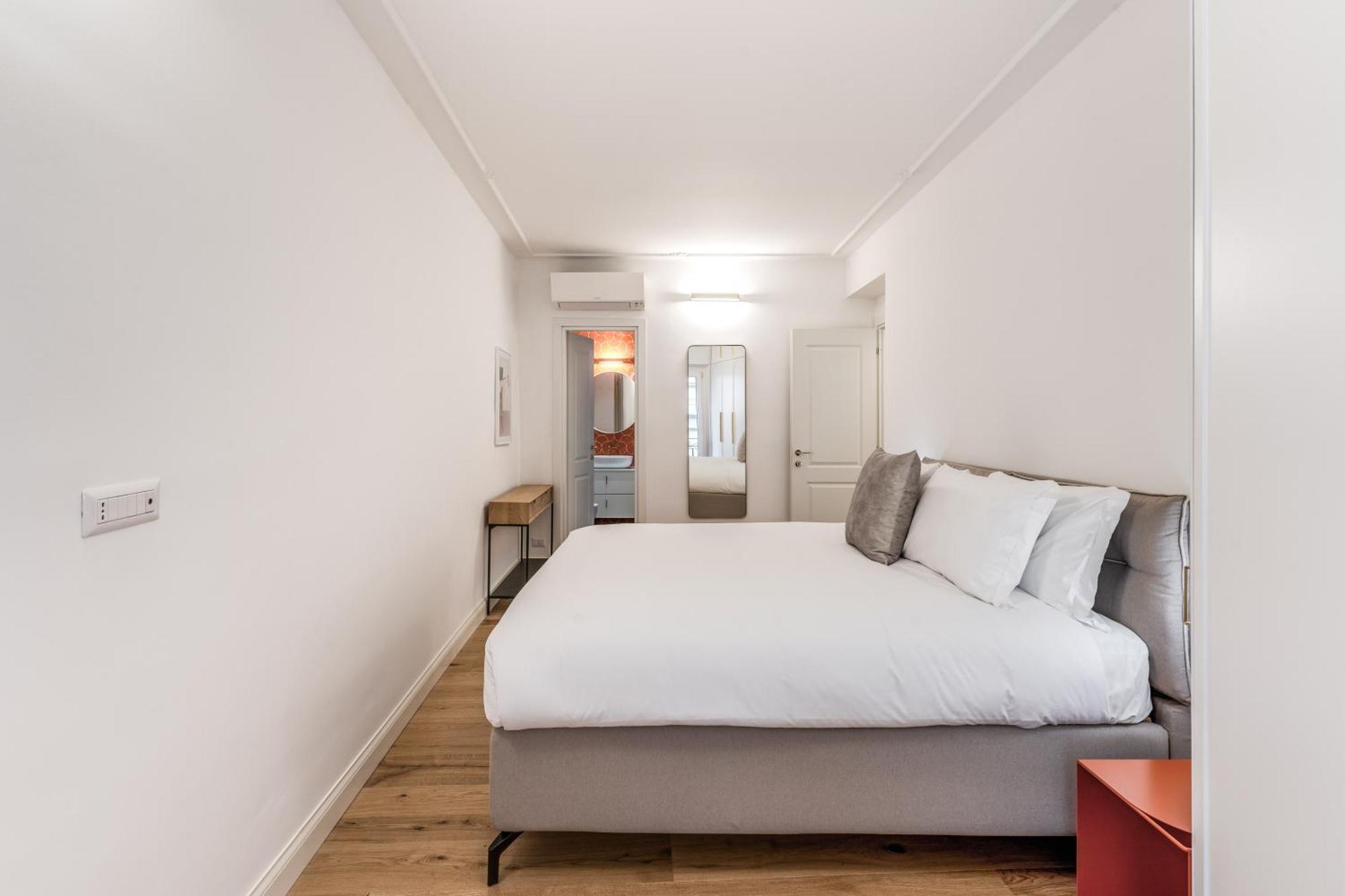 Silent 2 Bdrm Heart Of Trastevere Appartamento